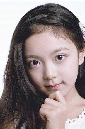 裘晓晨个人资料,才华横溢的青年才俊，多领域成就斐然