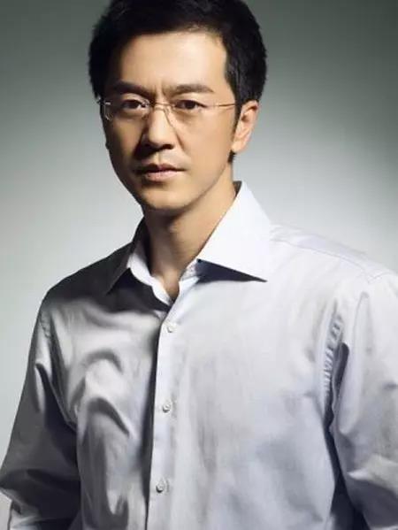 张帆个人资料大全,才华横溢的艺术家，多才多艺的人生掠影