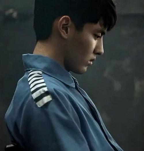 菜徐坤生活照,揭秘偶像日常，展现真实魅力